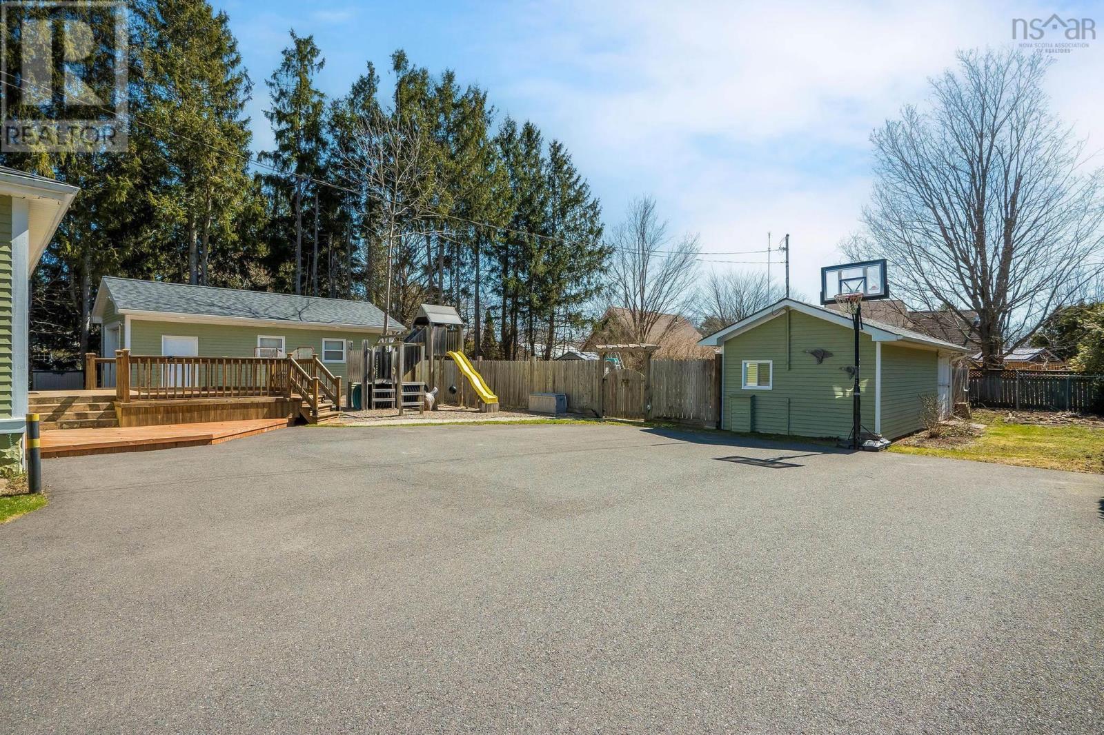 2464 Highway 1, Aylesford, Nova Scotia  B0P 1C0 - Photo 6 - 202407179