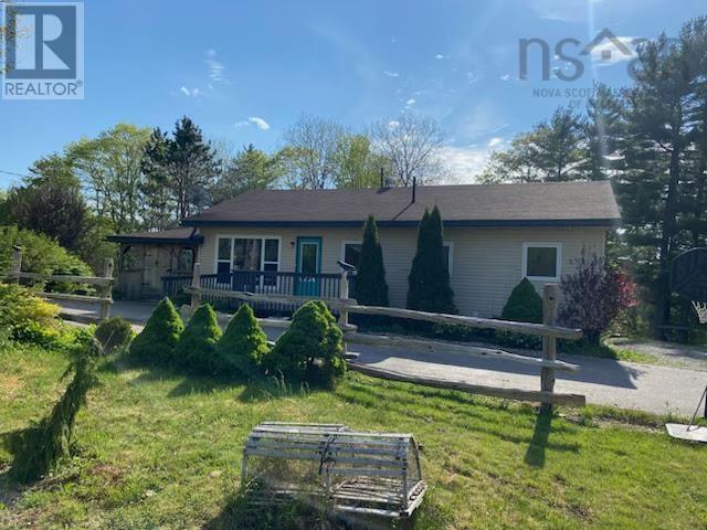 8187 Highway #8, South Brookfield, Nova Scotia  B0T 1X0 - Photo 1 - 202407181