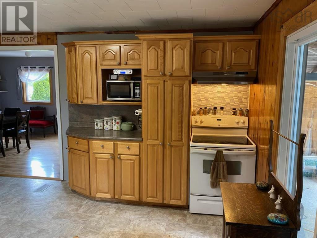 8187 Highway #8, South Brookfield, Nova Scotia  B0T 1X0 - Photo 13 - 202407181