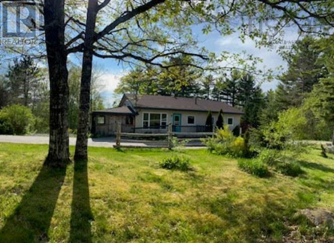 8187 Highway #8, South Brookfield, Nova Scotia  B0T 1X0 - Photo 2 - 202407181