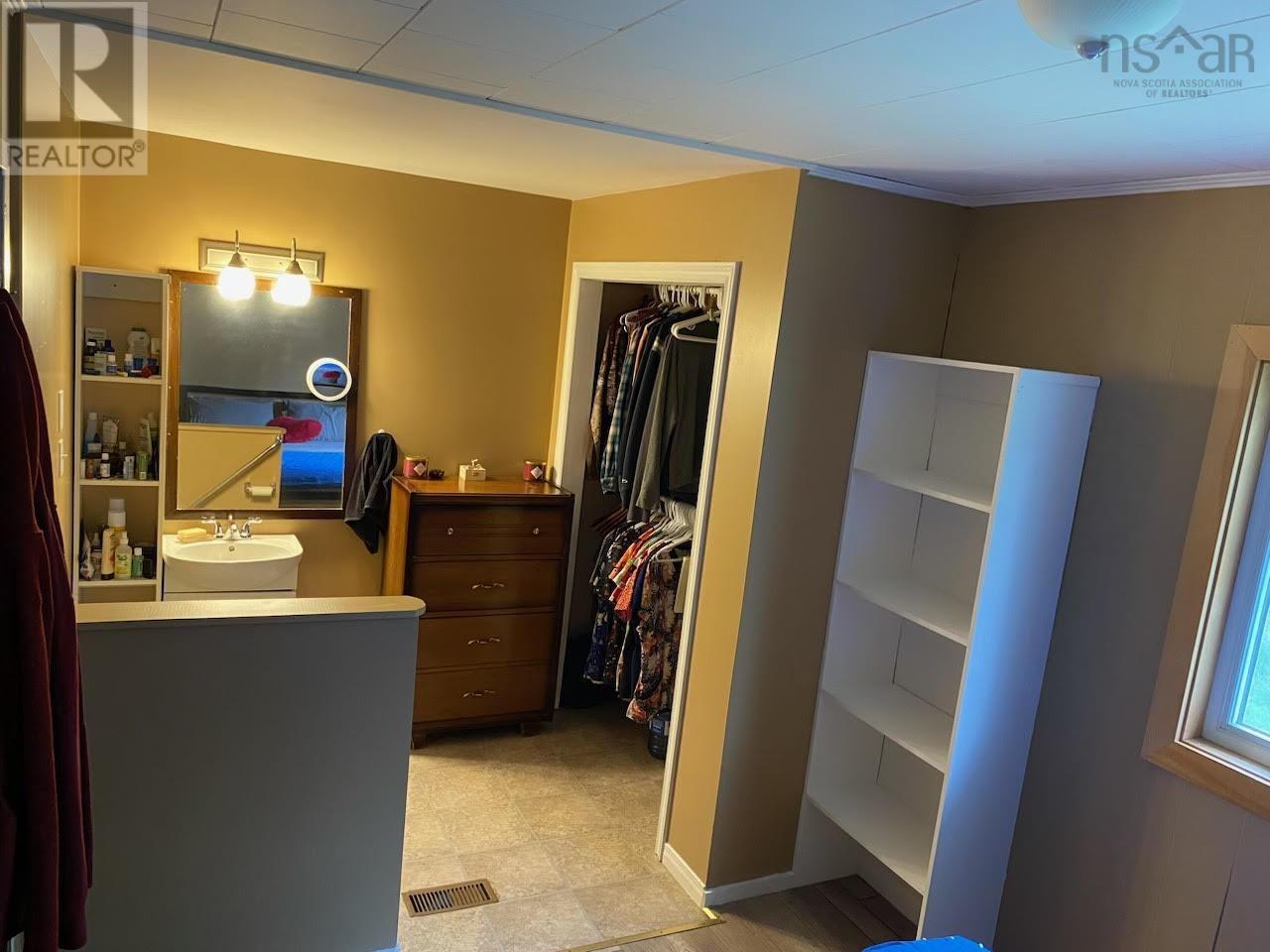 8187 Highway #8, South Brookfield, Nova Scotia  B0T 1X0 - Photo 20 - 202407181