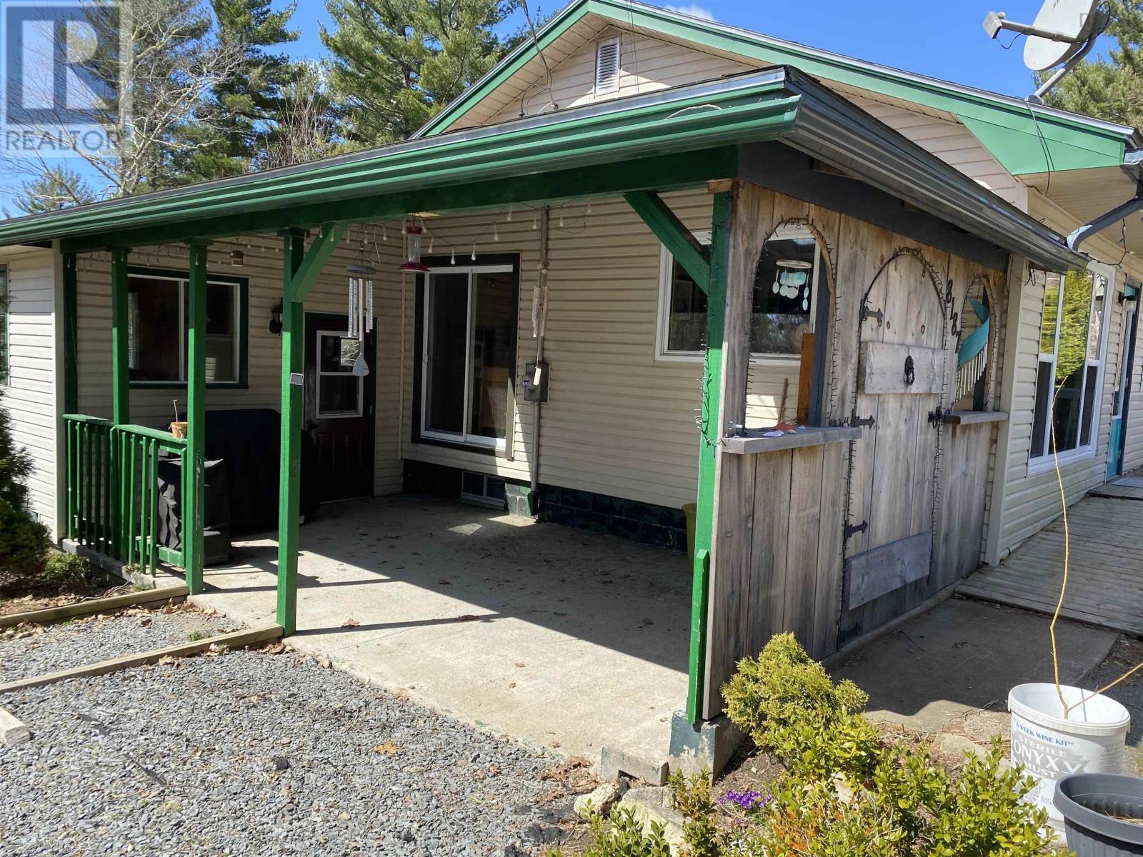 8187 Highway #8, South Brookfield, Nova Scotia  B0T 1X0 - Photo 6 - 202407181