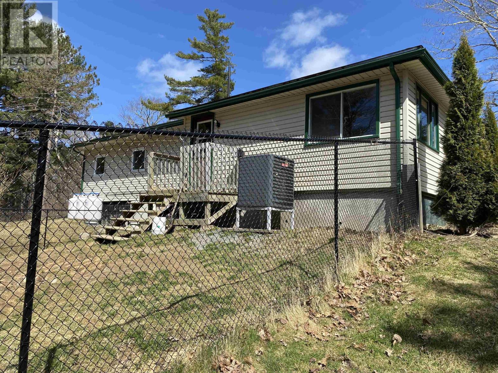 8187 Highway #8, South Brookfield, Nova Scotia  B0T 1X0 - Photo 8 - 202407181