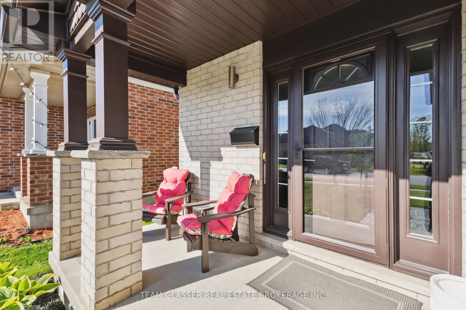 2221 Lilac Ave, London, Ontario  N6K 5C5 - Photo 3 - X8234940
