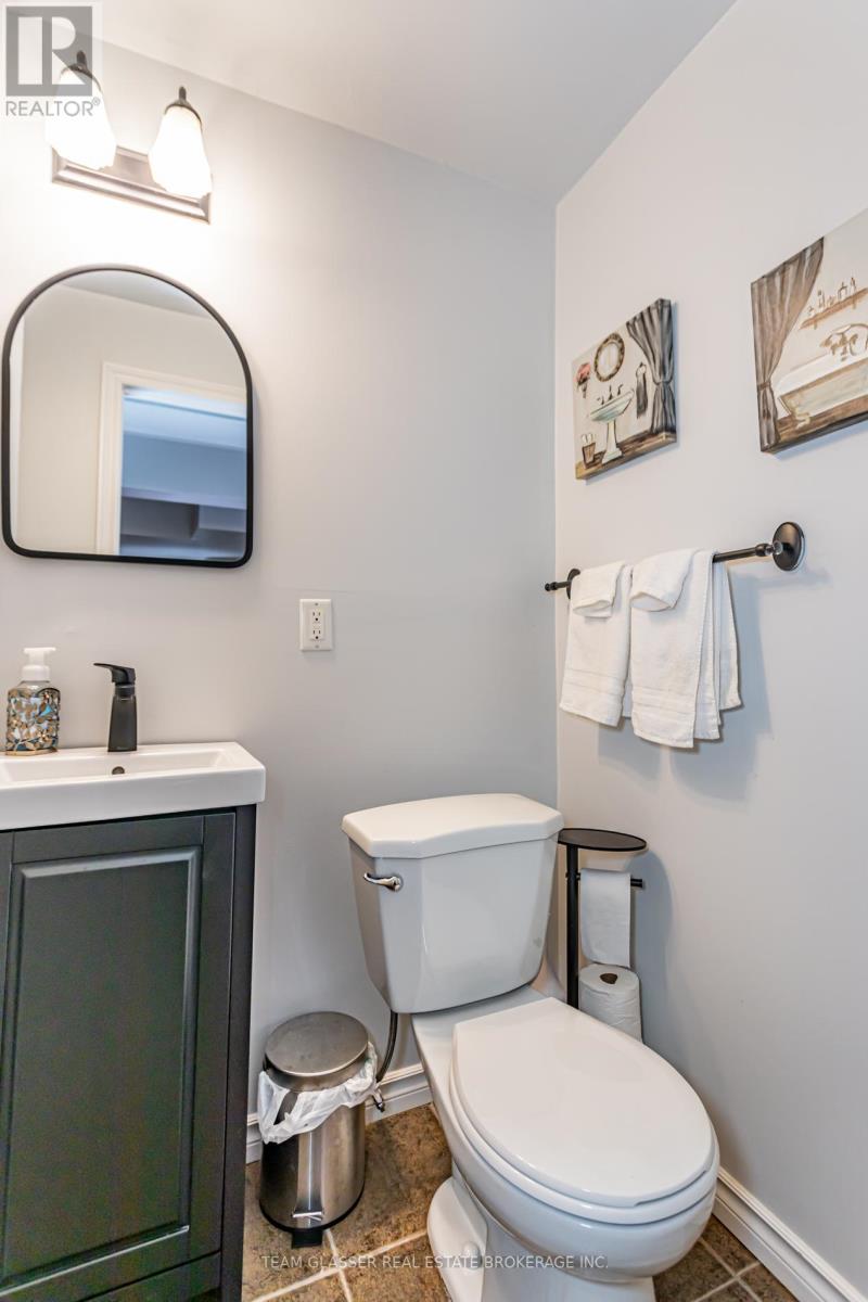 2221 Lilac Ave, London, Ontario  N6K 5C5 - Photo 35 - X8234940