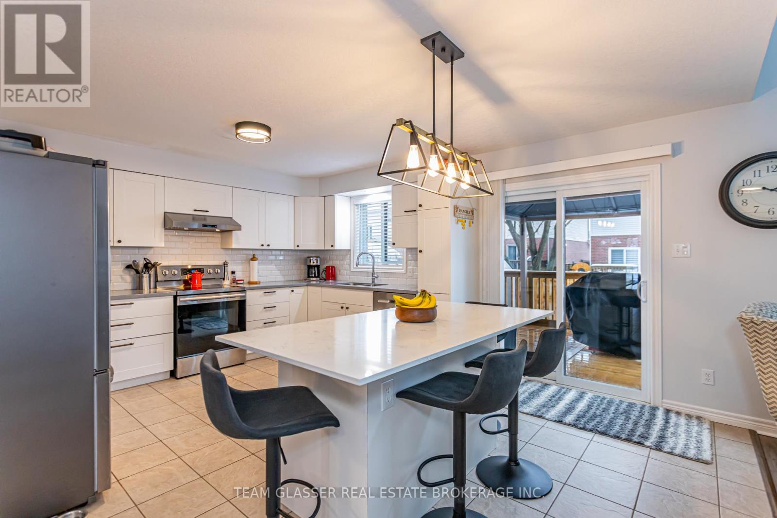 2221 Lilac Ave, London, Ontario  N6K 5C5 - Photo 9 - X8234940