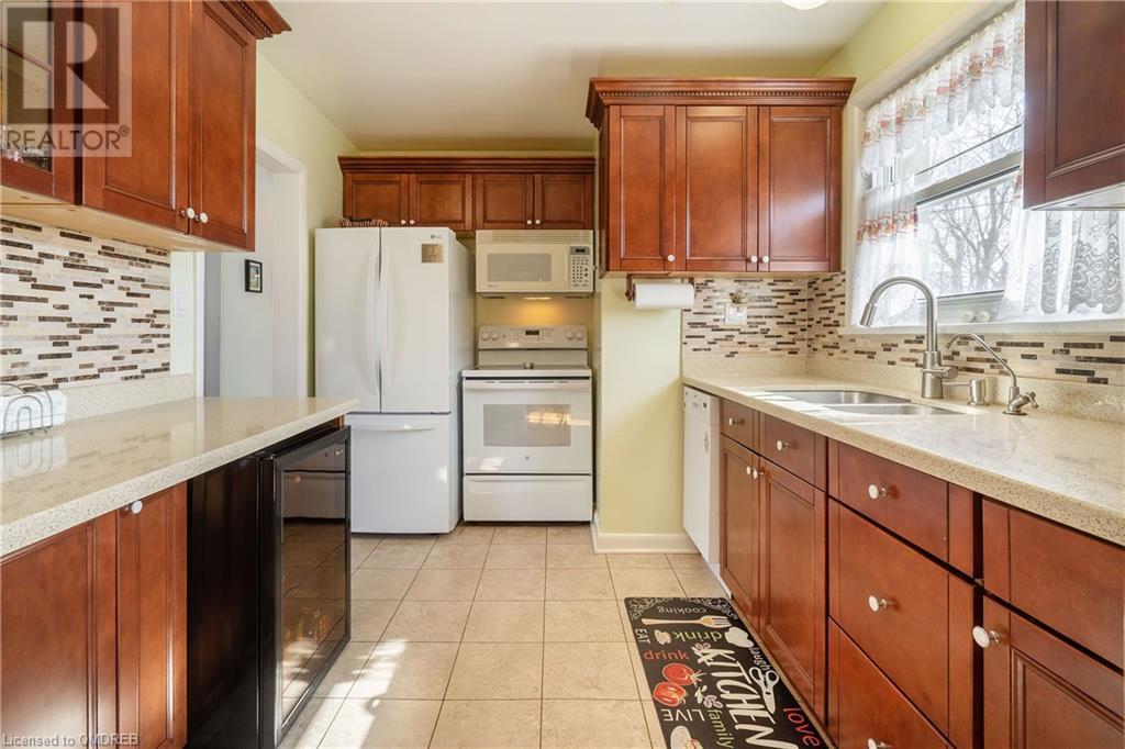 1340 Bridge Road, Oakville, Ontario  L6L 2C7 - Photo 12 - 40571786