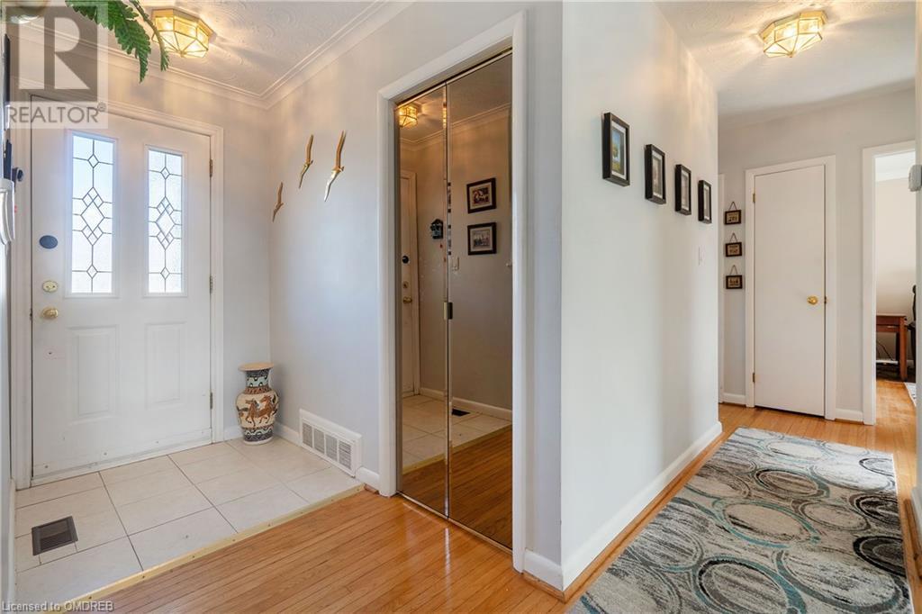 1340 Bridge Road, Oakville, Ontario  L6L 2C7 - Photo 3 - 40571786