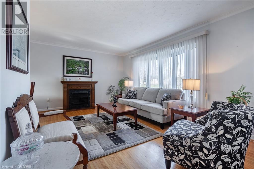 1340 Bridge Road, Oakville, Ontario  L6L 2C7 - Photo 6 - 40571786