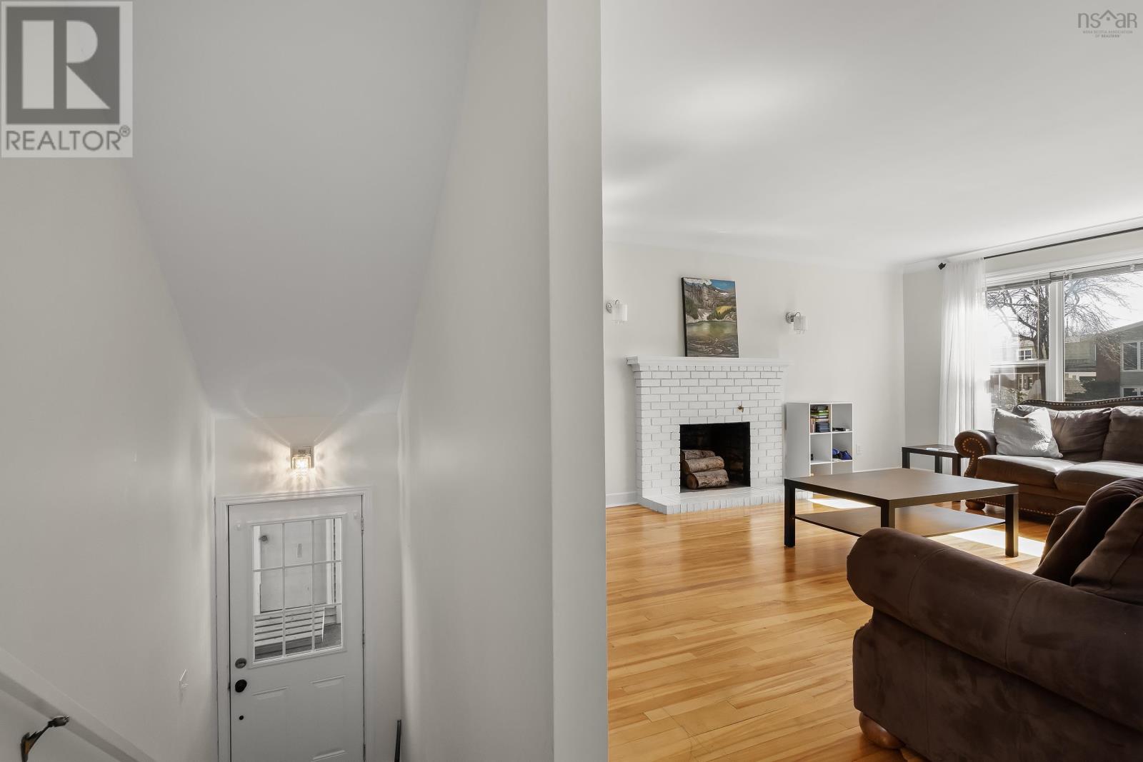 11-15 Deepwood Crescent, Halifax, Nova Scotia  B3M 2Y5 - Photo 3 - 202407194