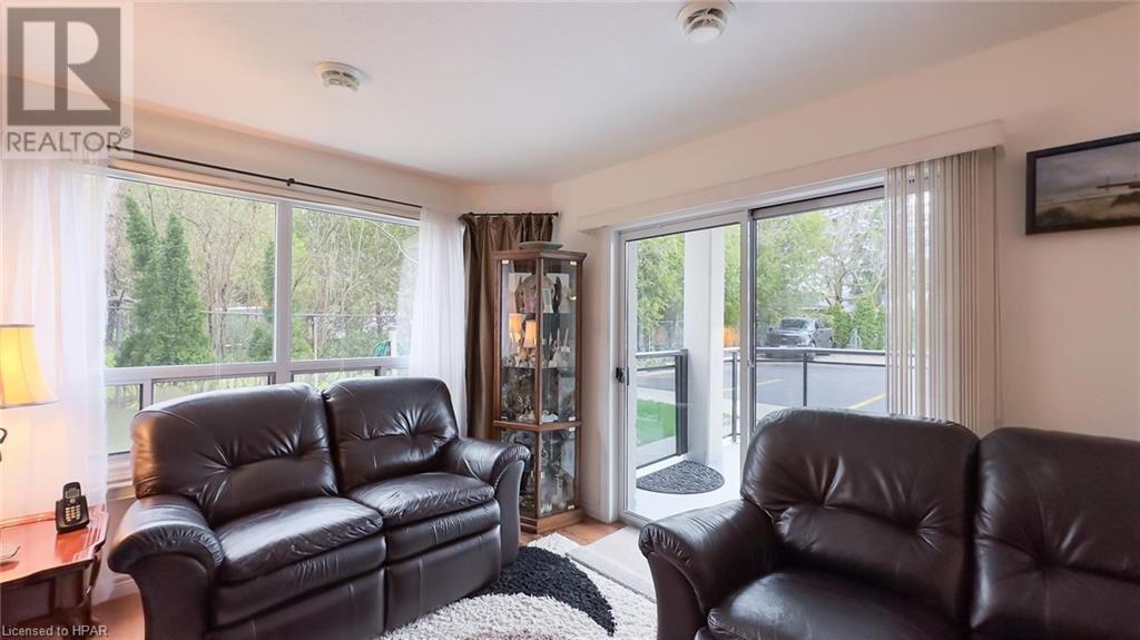 160 Romeo Street S Unit# 104, Stratford, Ontario  N5A 4S9 - Photo 11 - 40570635