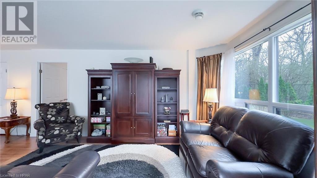 160 Romeo Street S Unit# 104, Stratford, Ontario  N5A 4S9 - Photo 7 - 40570635