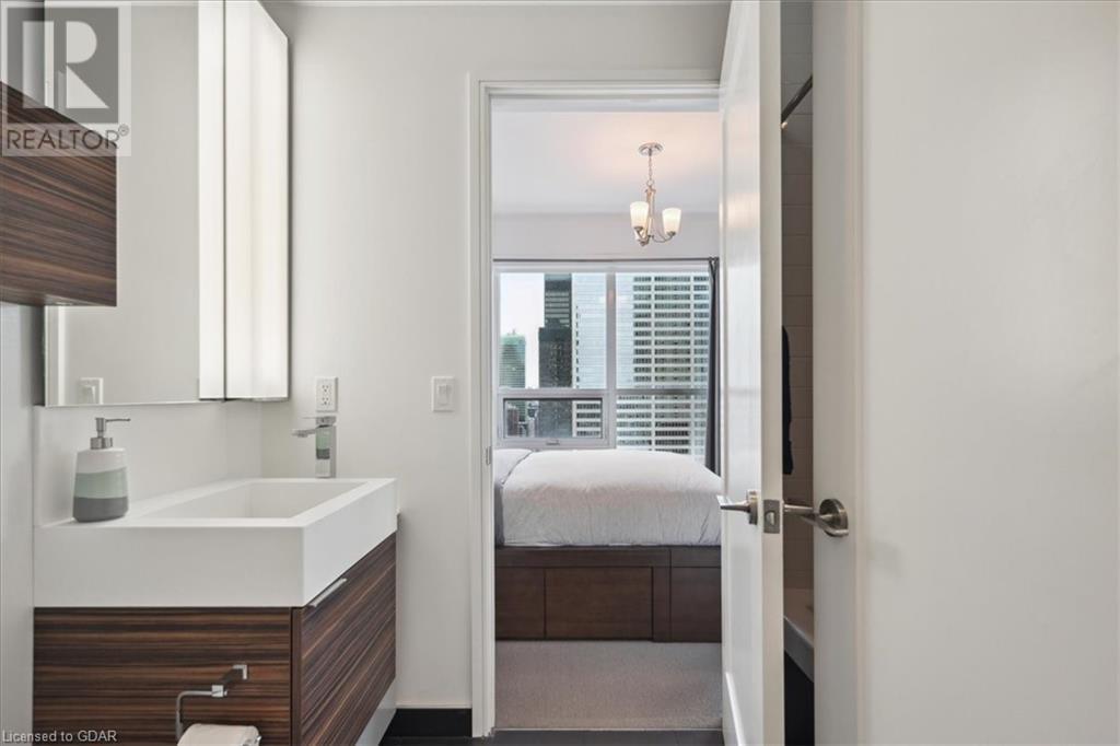 88 Scott Street Street Unit# 3002, Toronto, Ontario  M5E 0A9 - Photo 23 - 40570140