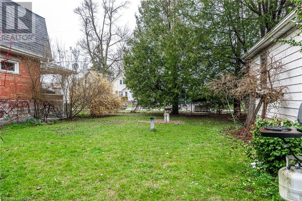220 John Street N, Stratford, Ontario  N5A 6L8 - Photo 19 - 40537460