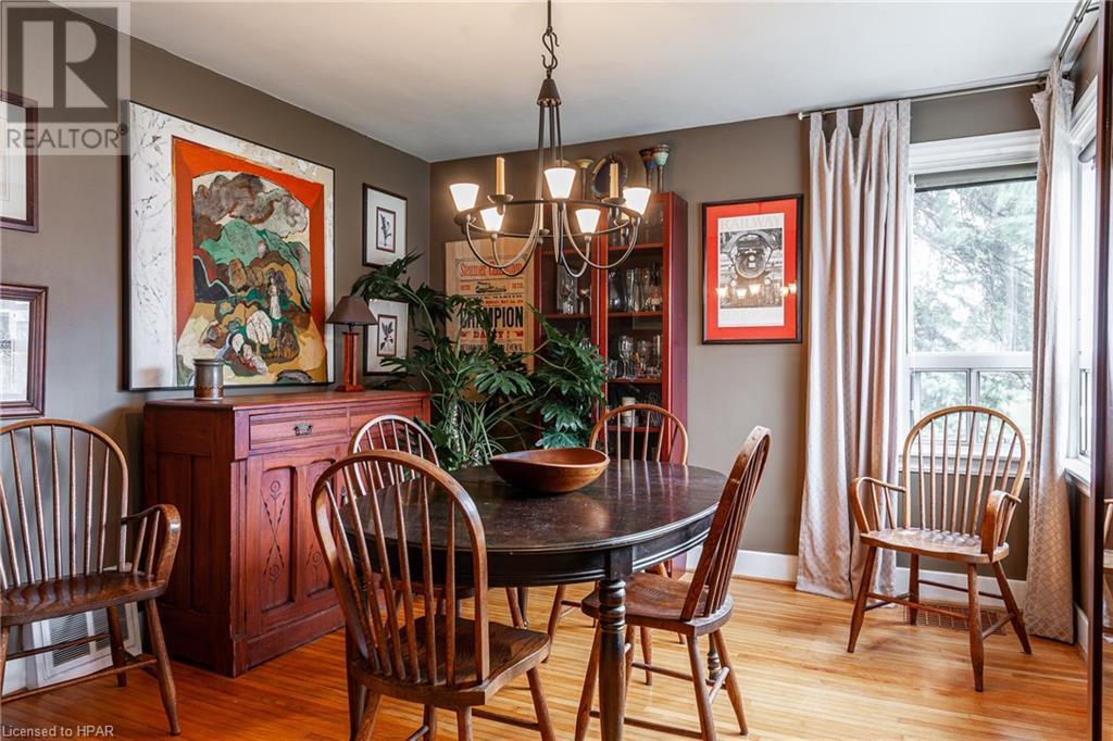 220 John Street N, Stratford, Ontario  N5A 6L8 - Photo 4 - 40537460