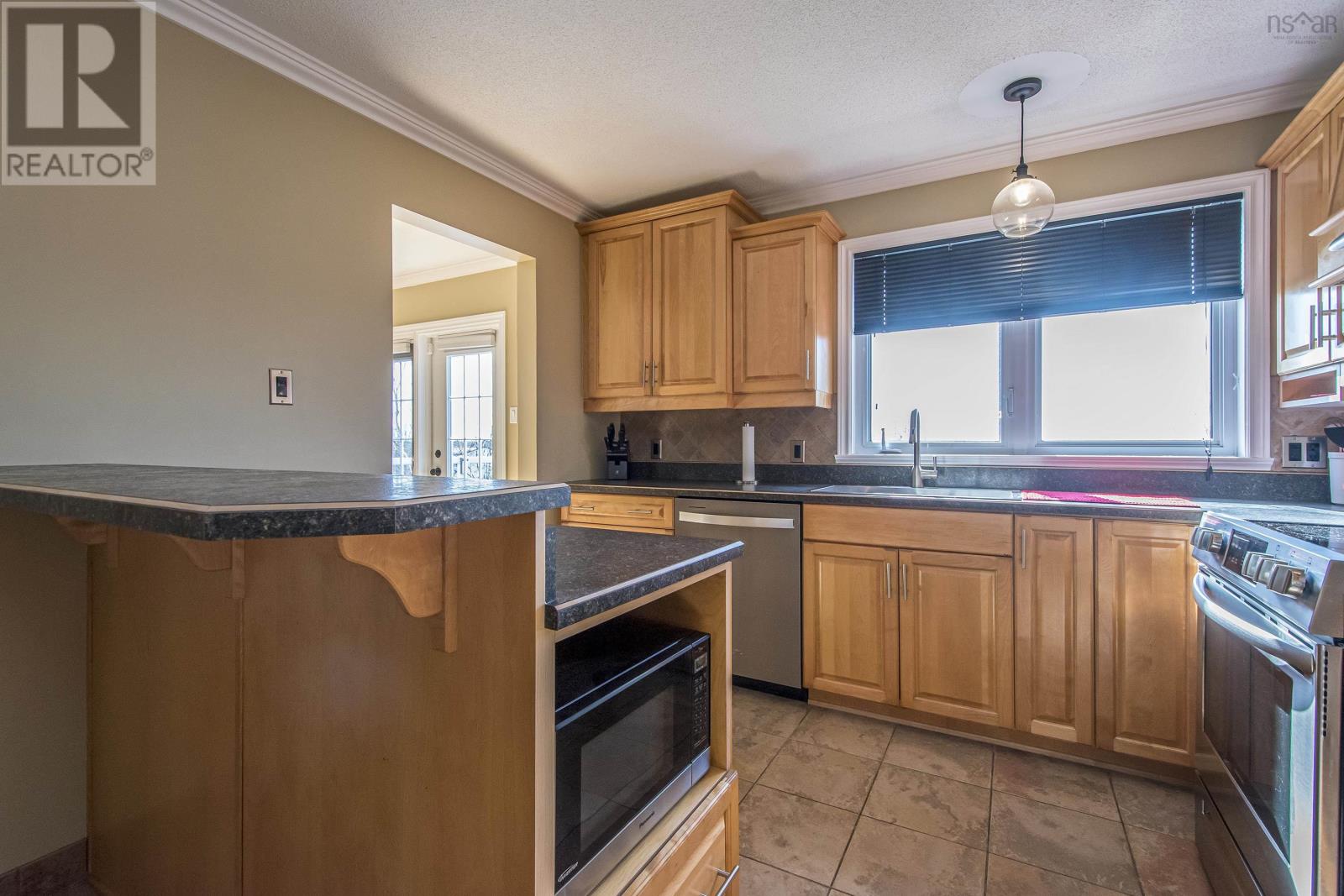 3 Stoneridge Court, Bedford, Nova Scotia  B4A 3N3 - Photo 14 - 202407207