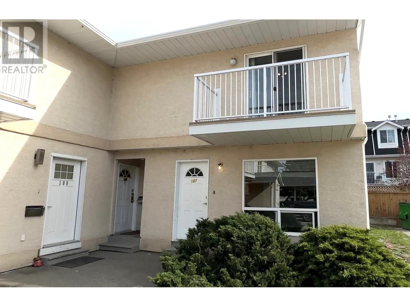 218 WATERFORD Avenue 107, Main South, Penticton 