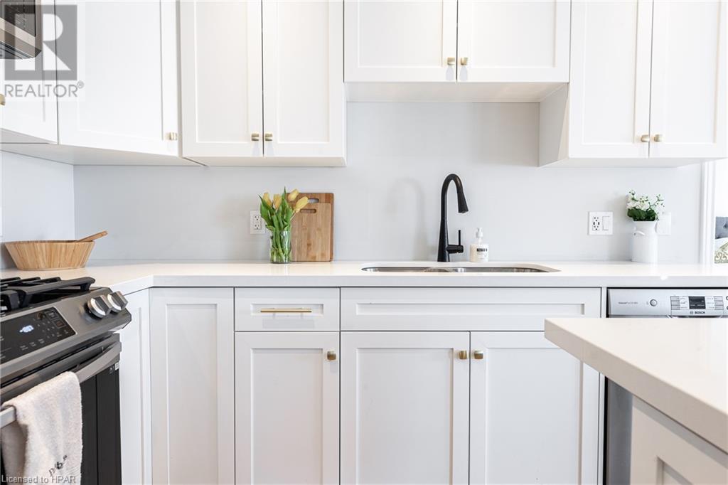 9 Sweet Water Drive N, Ashfield-Colborne-Wawanosh, Ontario  N7A 0C1 - Photo 11 - 40569957