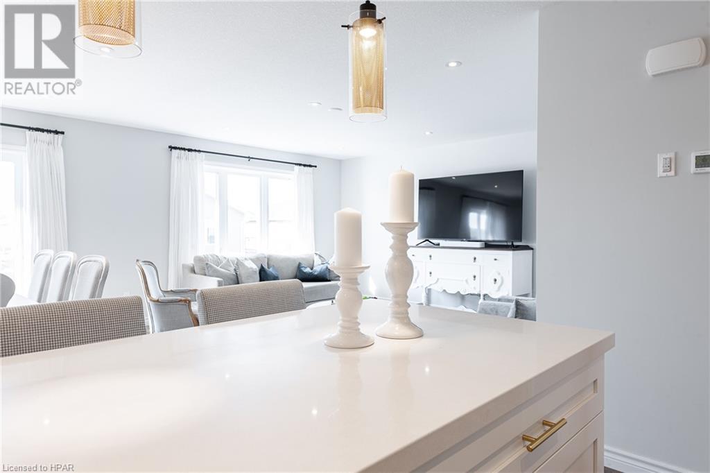 9 Sweet Water Drive N, Ashfield-Colborne-Wawanosh, Ontario  N7A 0C1 - Photo 13 - 40569957