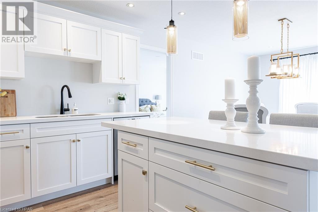 9 Sweet Water Drive N, Ashfield-Colborne-Wawanosh, Ontario  N7A 0C1 - Photo 10 - 40569957