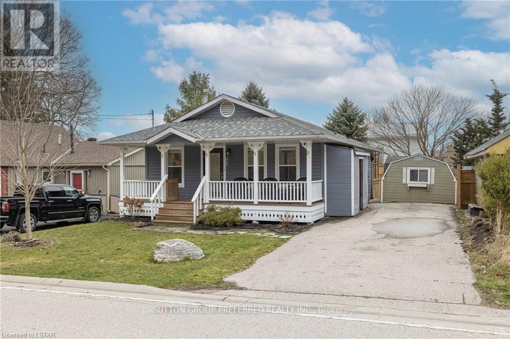 220 Harrison Place, Central Elgin, Ontario  N5L 1A3 - Photo 2 - X8235414