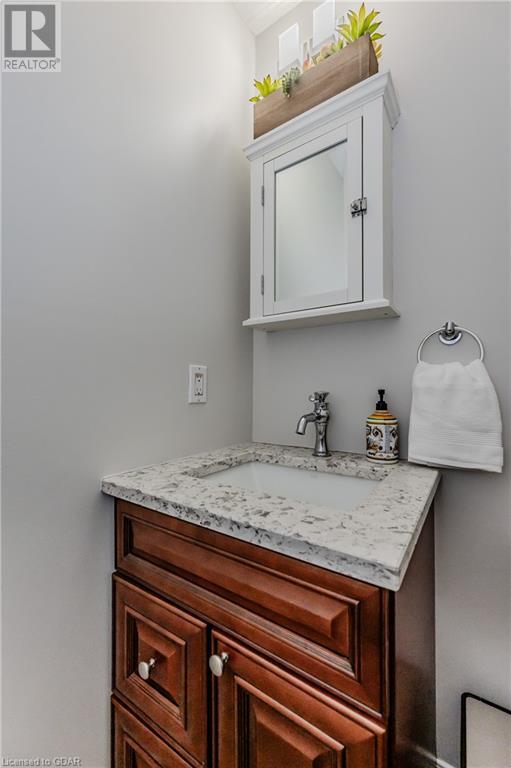 87 Thornhill Drive, Guelph, Ontario  N1H 8J2 - Photo 18 - 40571360