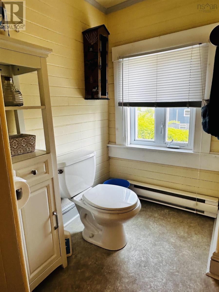 30/32 Hall Street, Lockeport, Nova Scotia  B0T 1L0 - Photo 32 - 202407232