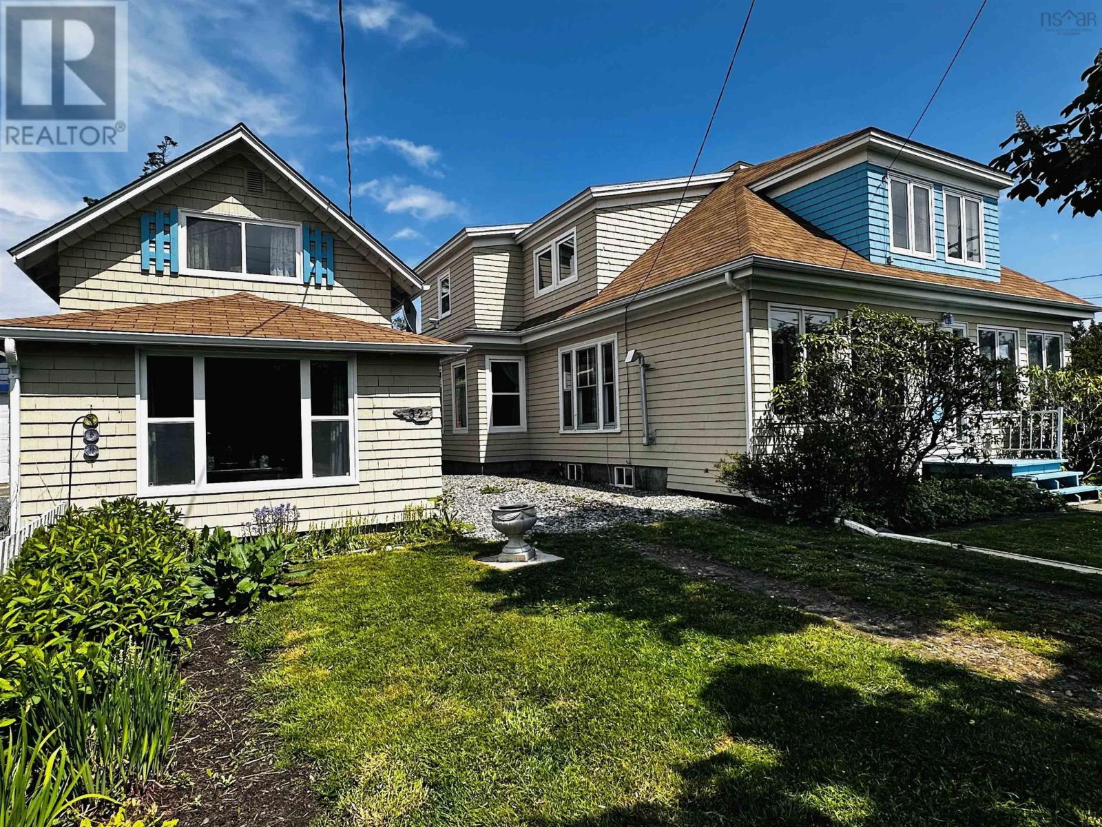 30/32 Hall Street, Lockeport, Nova Scotia  B0T 1L0 - Photo 34 - 202407232