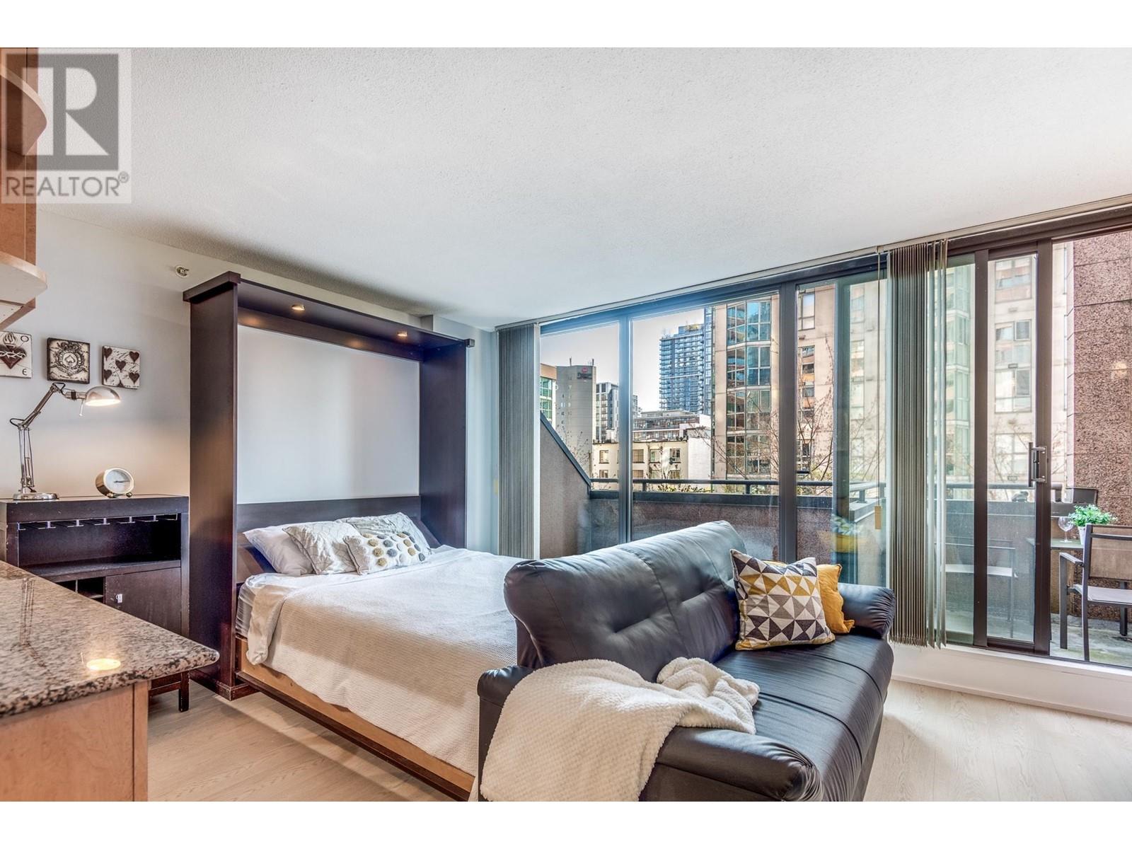 313 1189 Howe Street, Vancouver, British Columbia  V6Z 2X4 - Photo 10 - R2870675