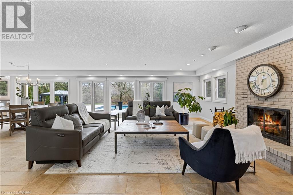 587 Manorwood Court, Waterloo, Ontario  N2K 3L7 - Photo 6 - 40566807