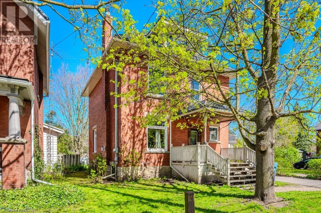 215 Paisley Street, Guelph, Ontario  N1H 2P5 - Photo 2 - 40572024