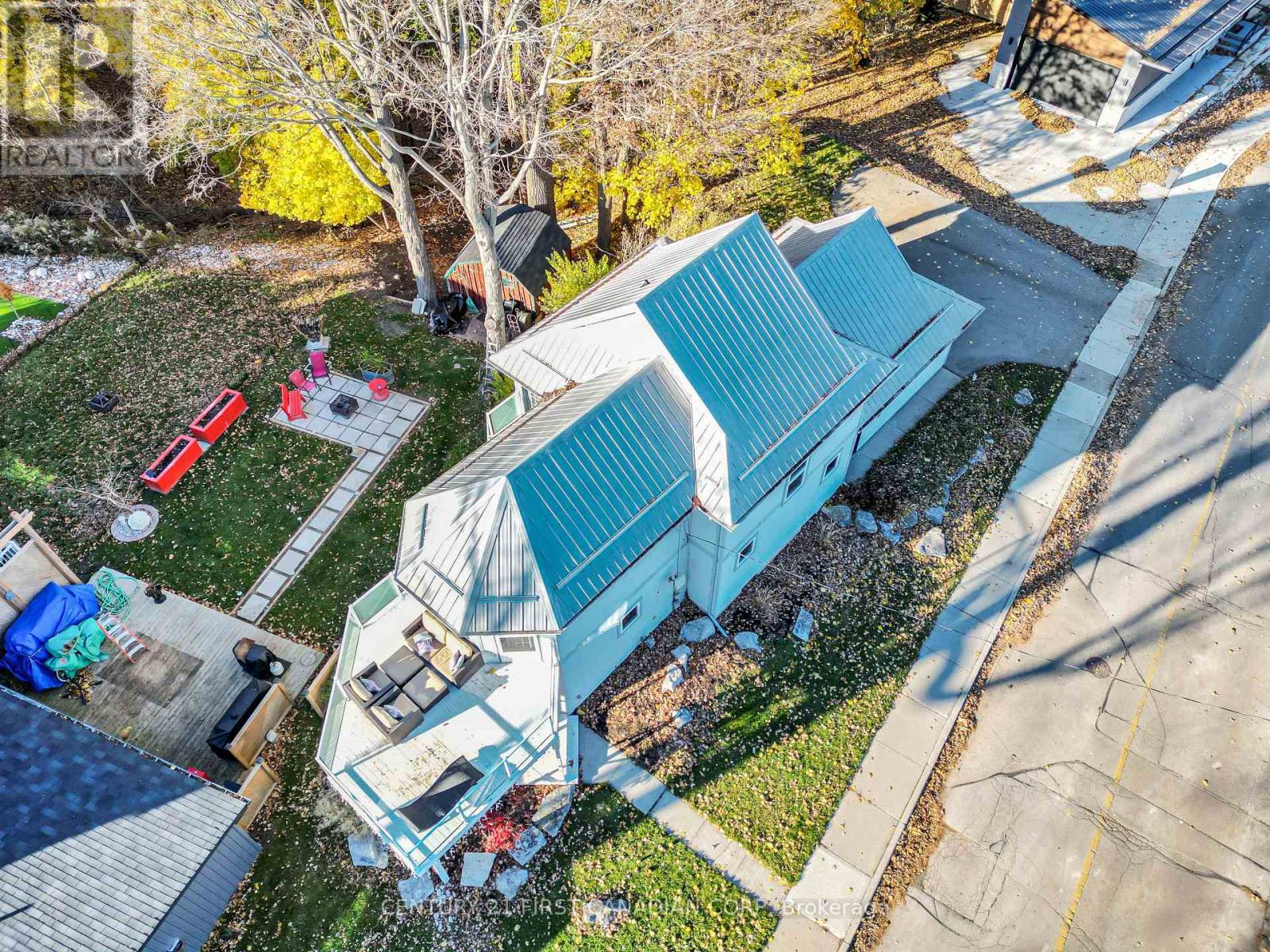 379 Front St, Central Elgin, Ontario  N5L 1G2 - Photo 5 - X8236512