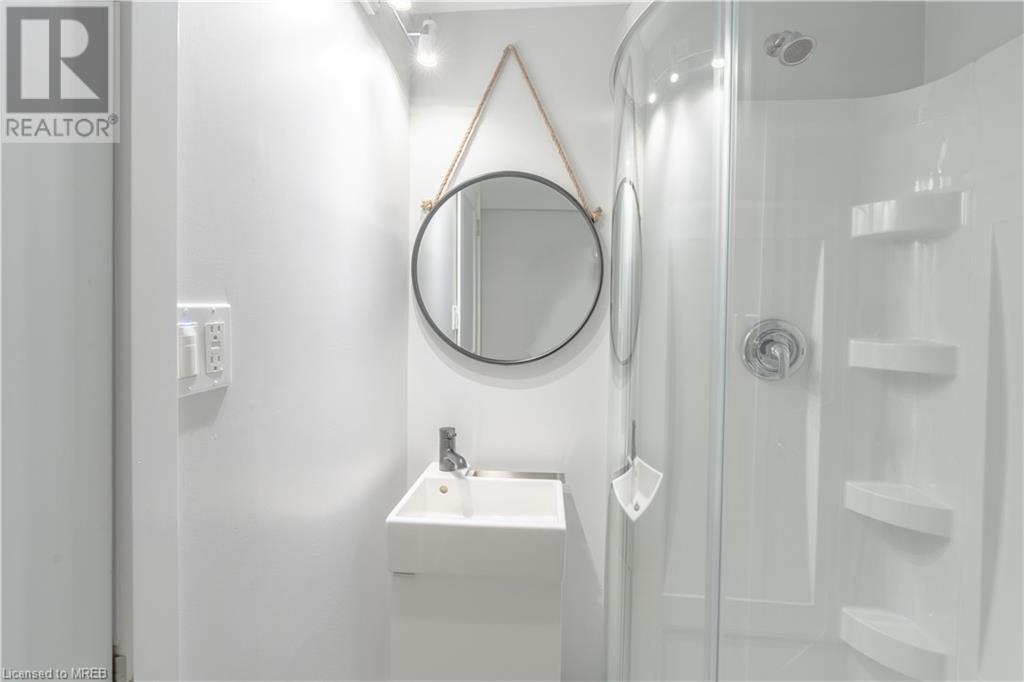 430 Woodbine Avenue, Kitchener, Ontario  N2R 0A6 - Photo 35 - 40572175