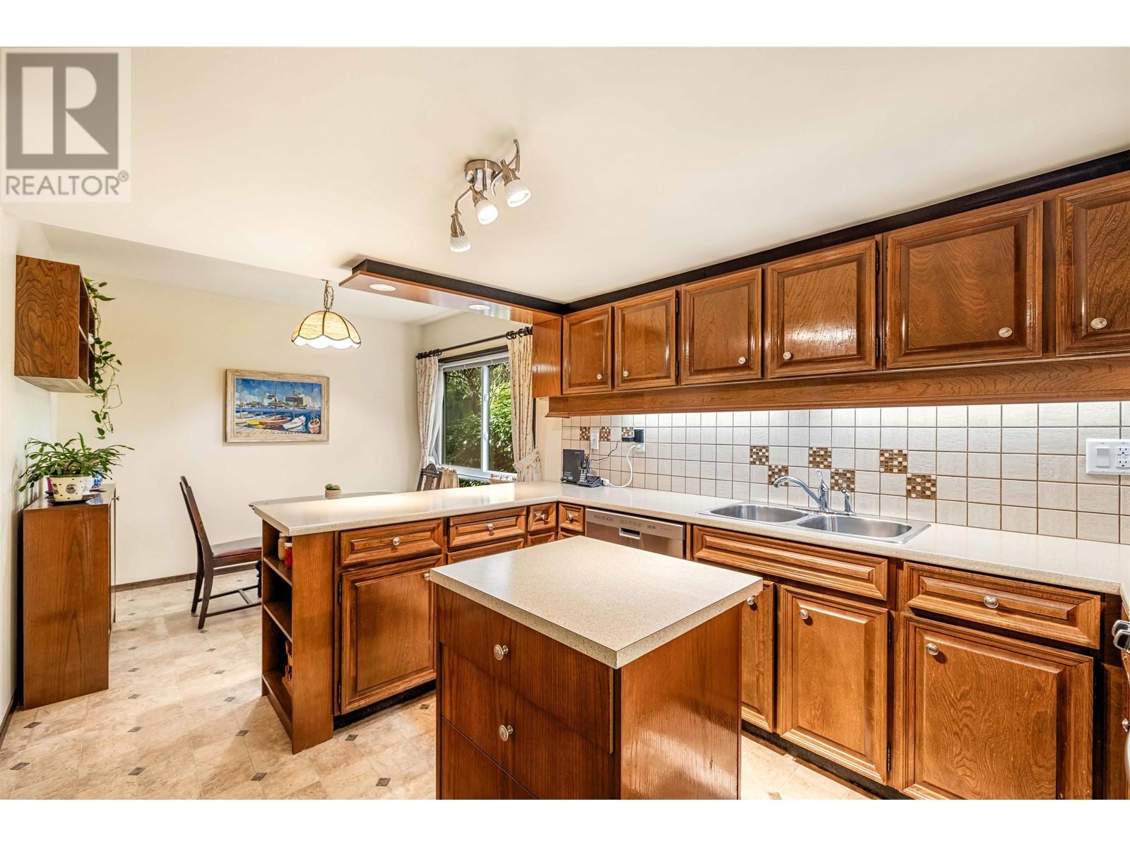 7 4957 Marine Drive, West Vancouver, British Columbia  V7W 2P5 - Photo 11 - R2870712