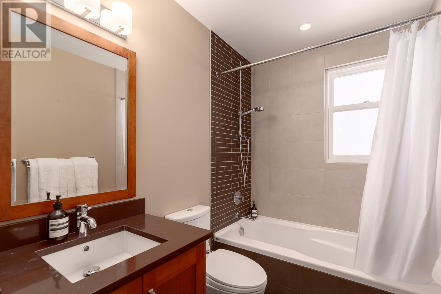 1629 Larch Street, Vancouver, British Columbia  V6K 3N7 - Photo 18 - R2870715