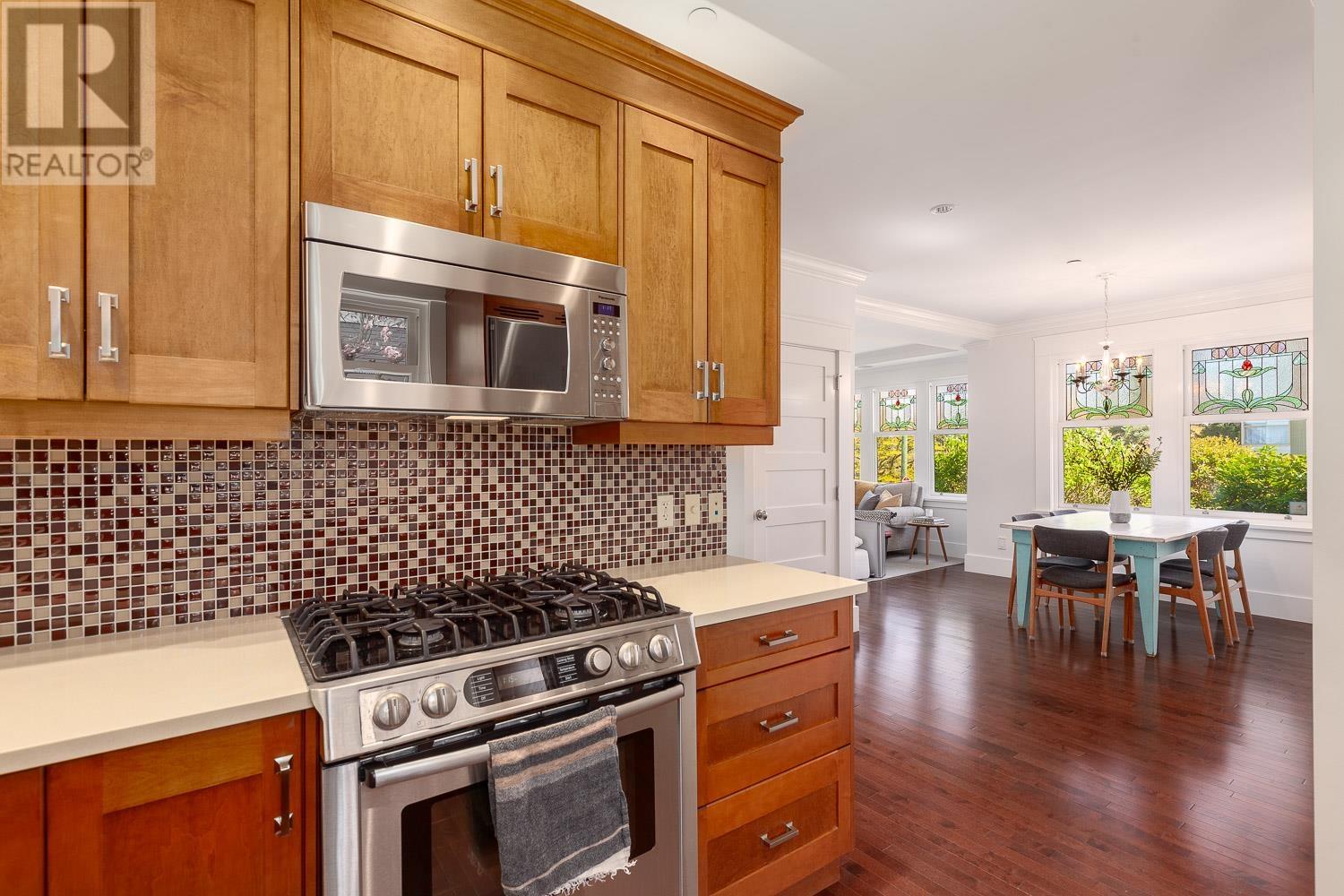 1629 Larch Street, Vancouver, British Columbia  V6K 3N7 - Photo 9 - R2870715
