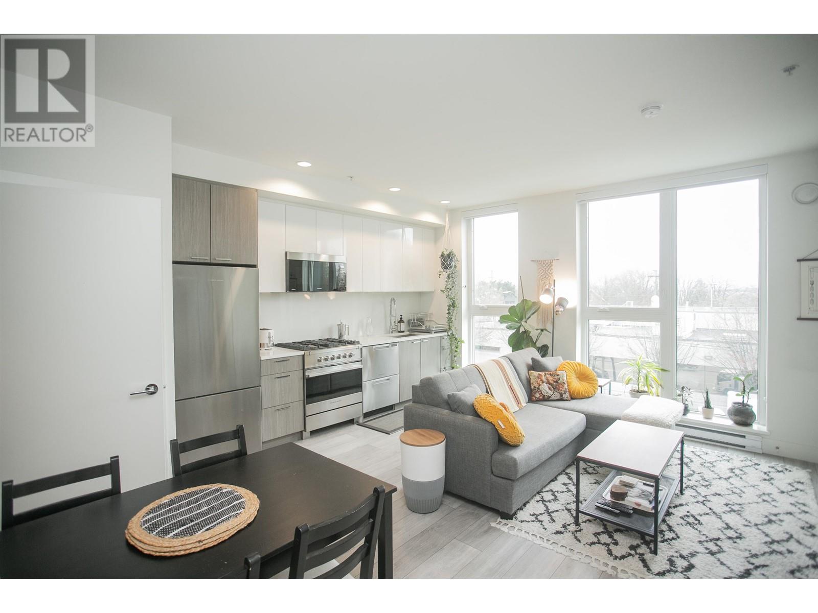 306 3420 St. Catherines Street, Vancouver, British Columbia  V5V 4K8 - Photo 2 - R2870757