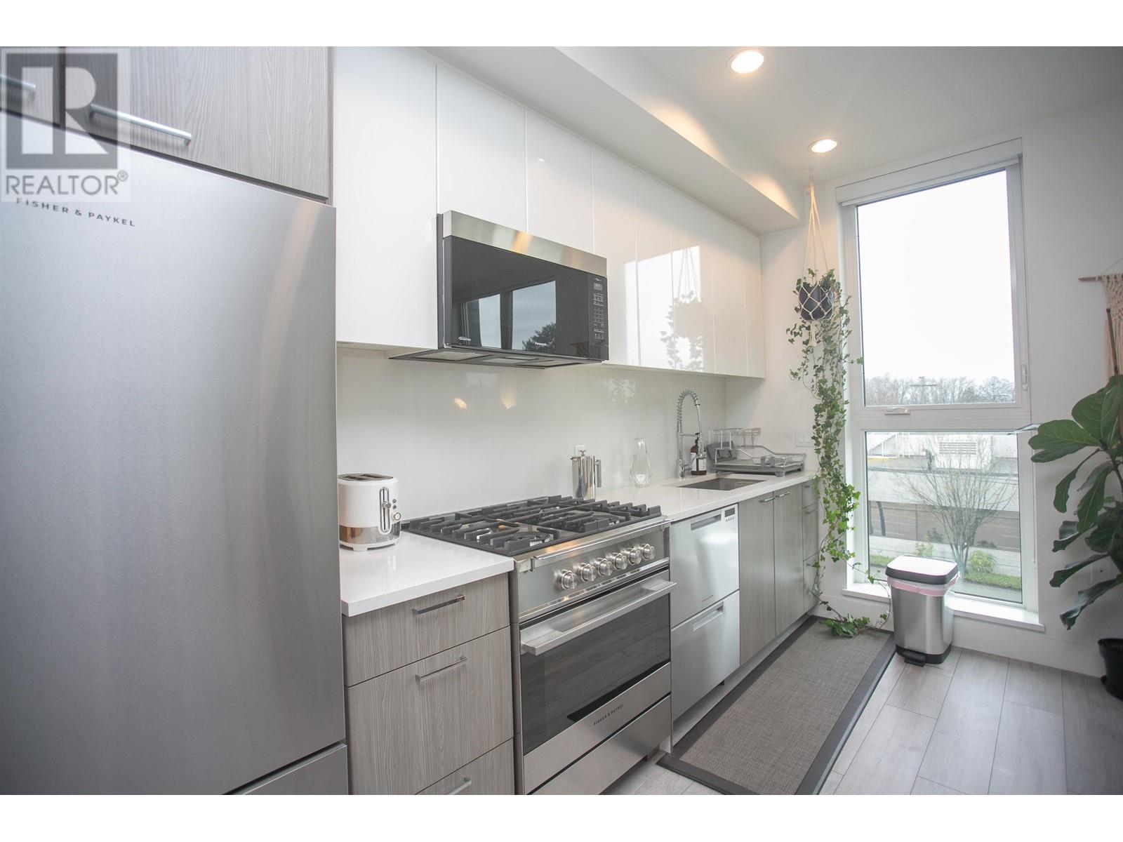 306 3420 St. Catherines Street, Vancouver, British Columbia  V5V 4K8 - Photo 5 - R2870757