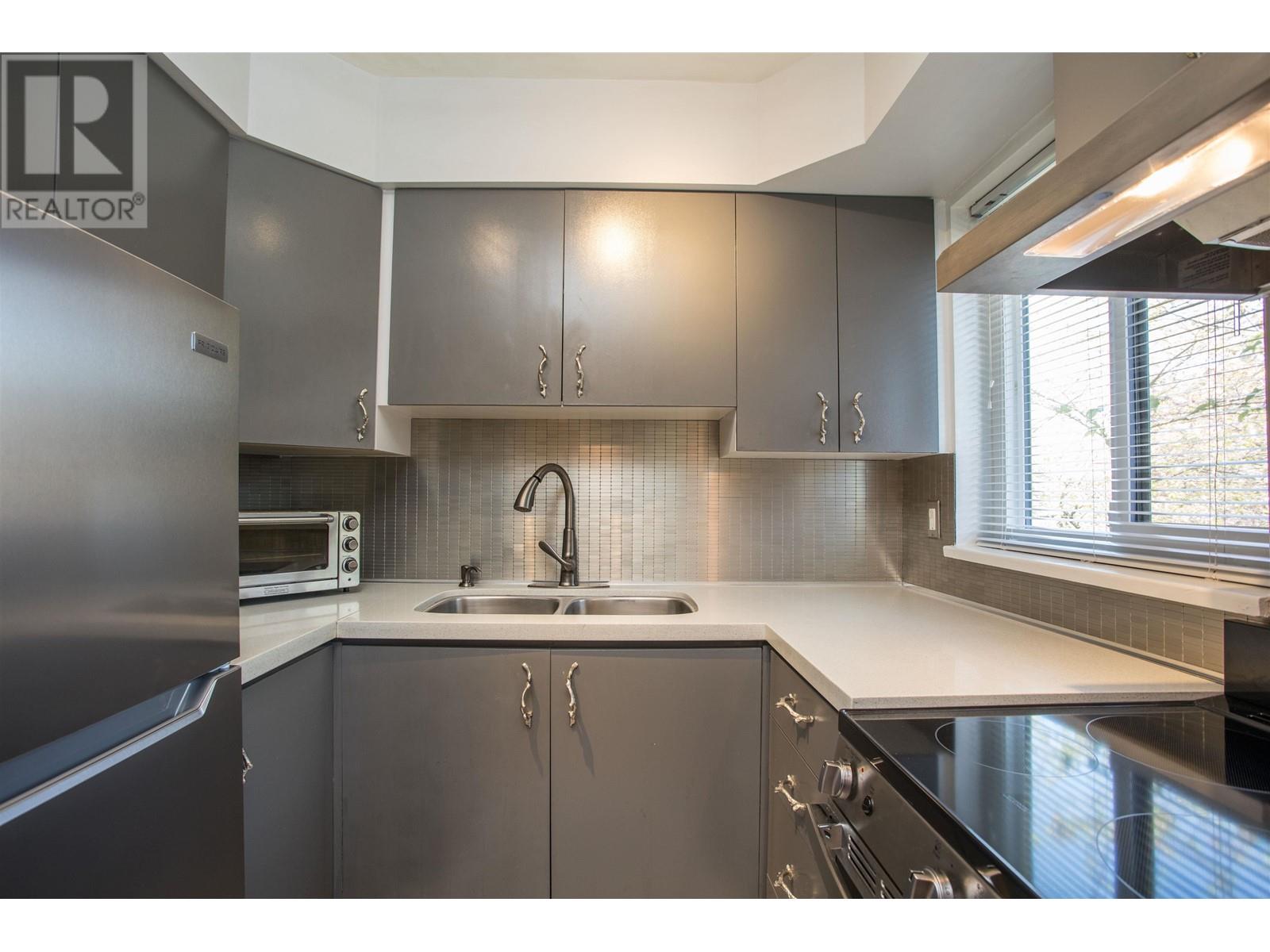 301 2159 Wall Street, Vancouver, British Columbia  V5L 1B3 - Photo 7 - R2870819