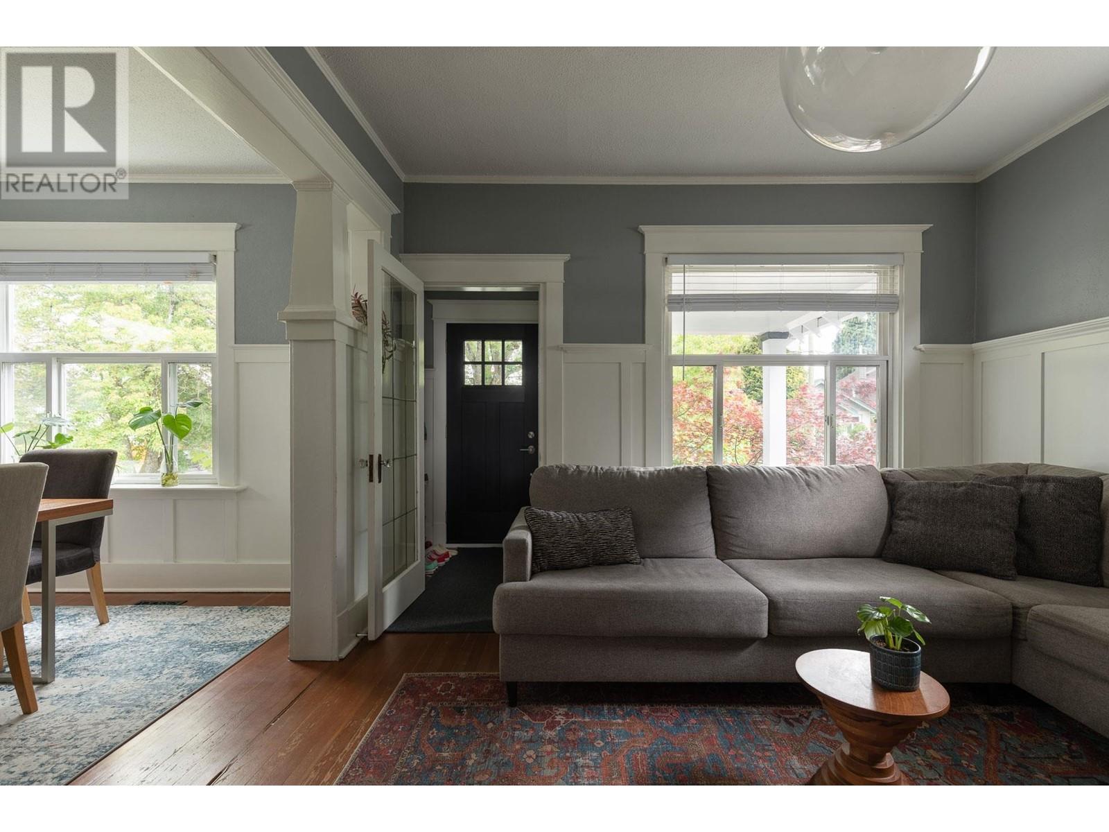 4513 Walden Street, Vancouver, British Columbia  V5V 3S6 - Photo 13 - R2870707