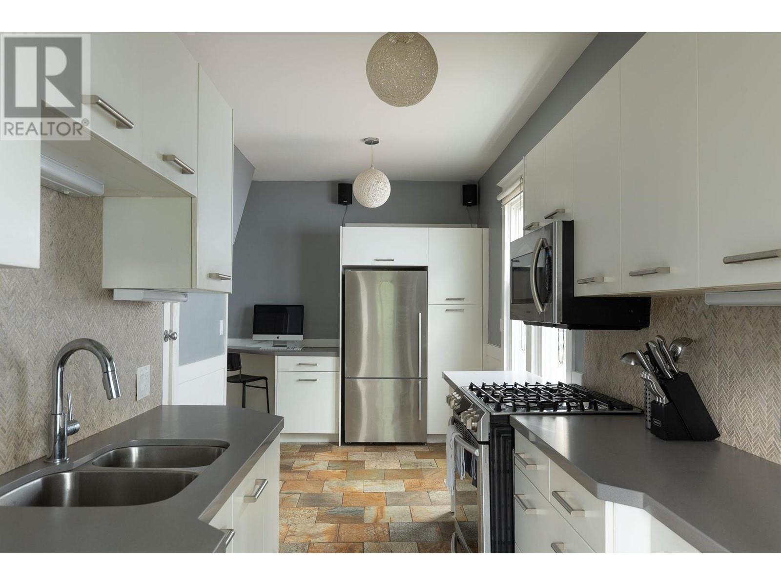4513 Walden Street, Vancouver, British Columbia  V5V 3S6 - Photo 15 - R2870707