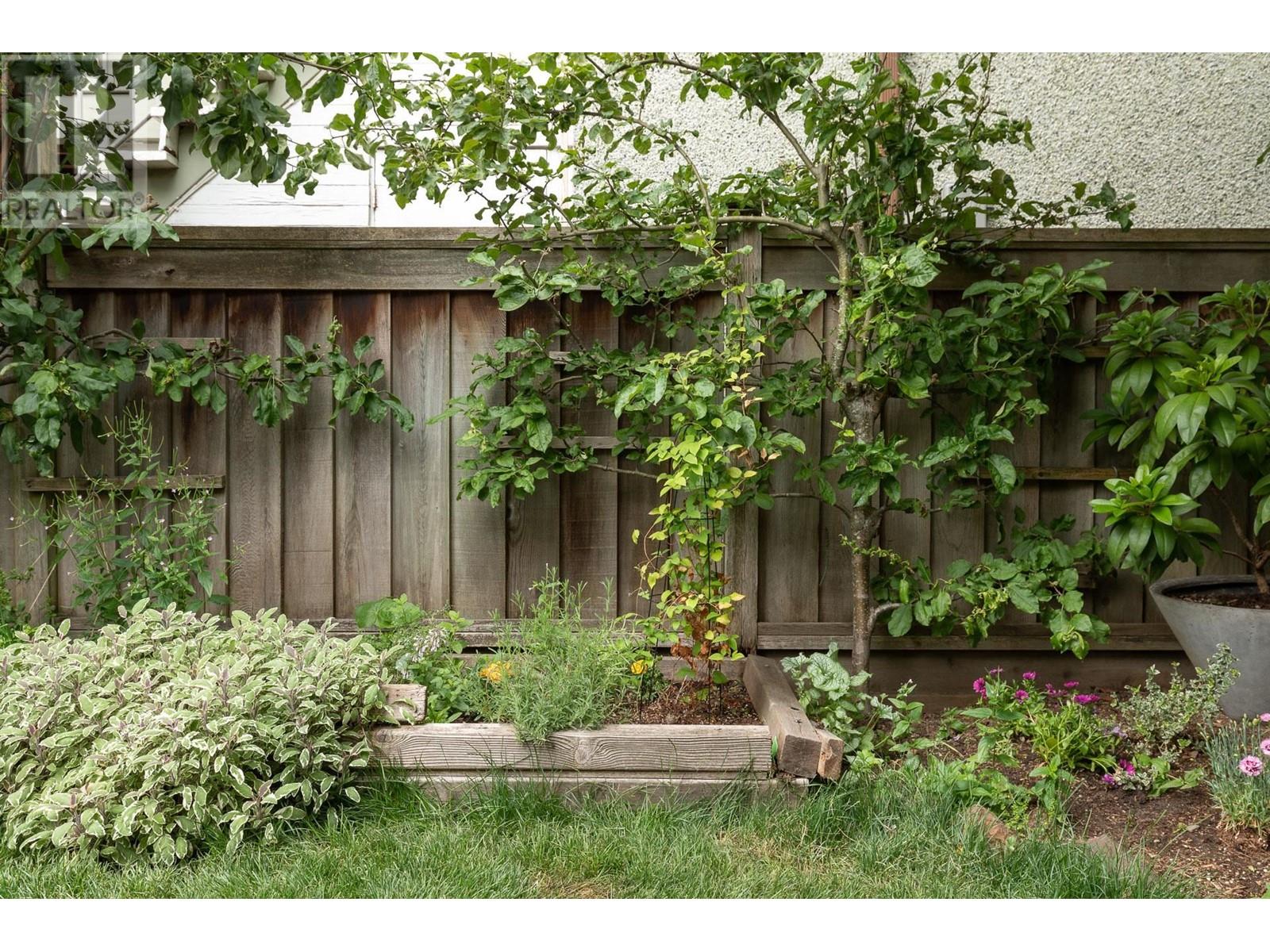 4513 Walden Street, Vancouver, British Columbia  V5V 3S6 - Photo 24 - R2870707