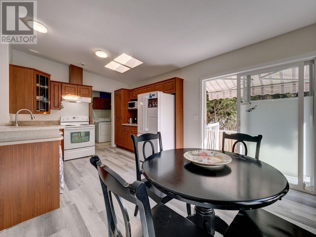 105 4510 Sunshine Coast Highway, Sechelt, British Columbia  V7Z 0T5 - Photo 11 - R2870736