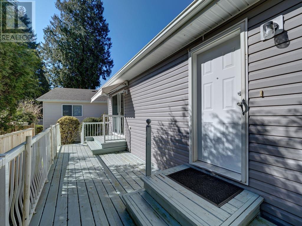 105 4510 Sunshine Coast Highway, Sechelt, British Columbia  V7Z 0T5 - Photo 32 - R2870736