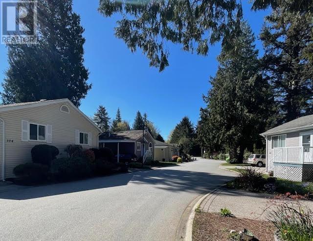105 4510 Sunshine Coast Highway, Sechelt, British Columbia  V7Z 0T5 - Photo 4 - R2870736