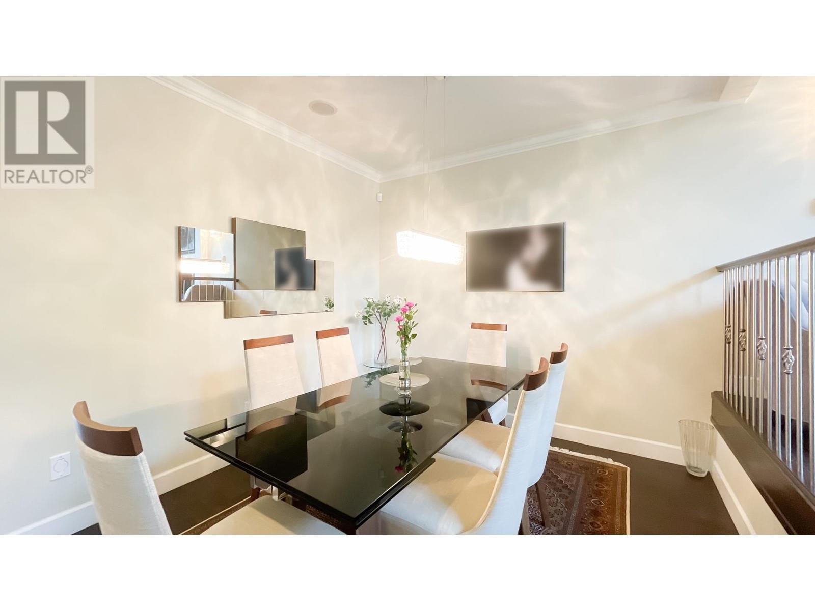 311 E 28th Street, North Vancouver, British Columbia  V7N 1C3 - Photo 5 - R2870741