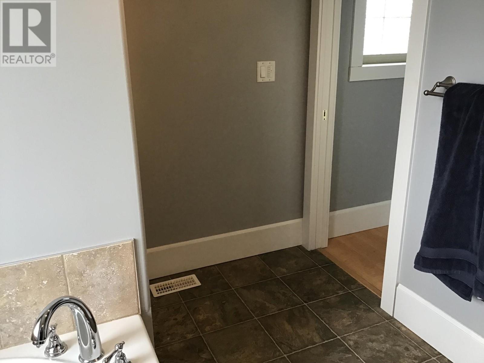 919 Dominion Street, Kamloops, British Columbia  V2C 2Y3 - Photo 21 - 177787