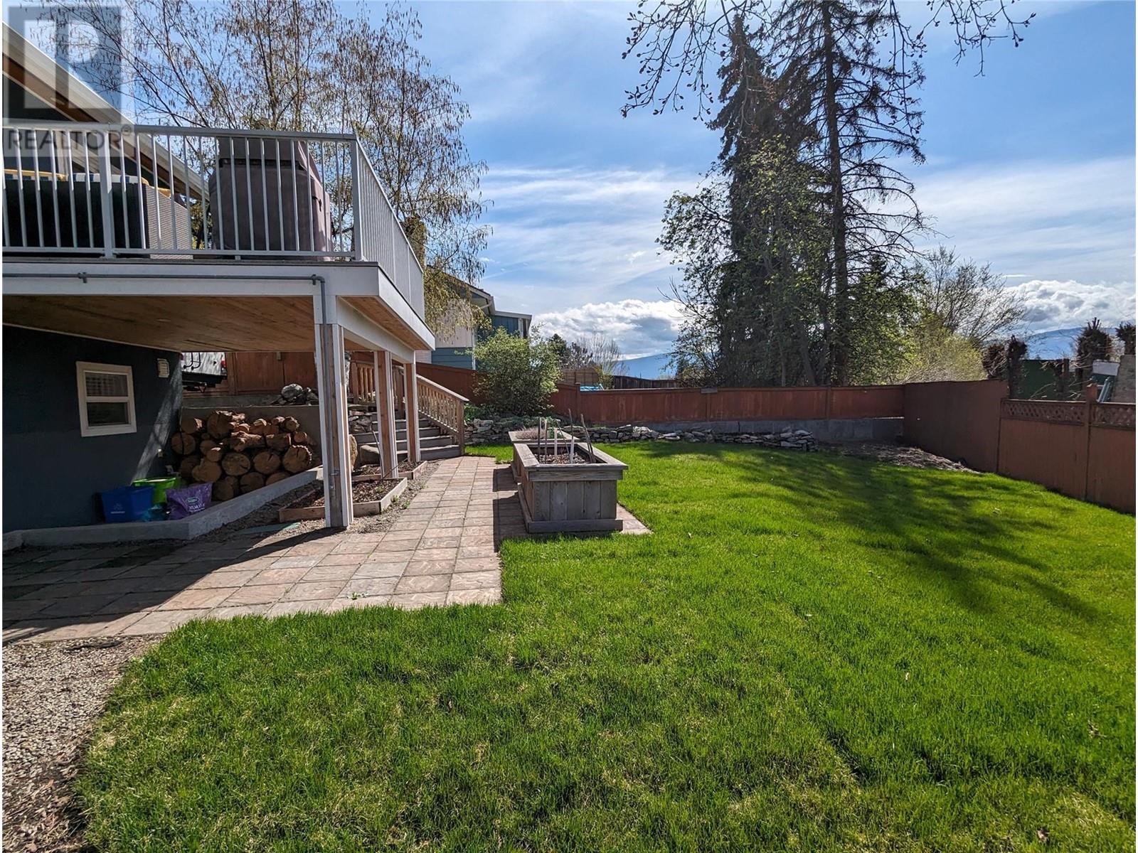 1377 Lambly Place Kelowna