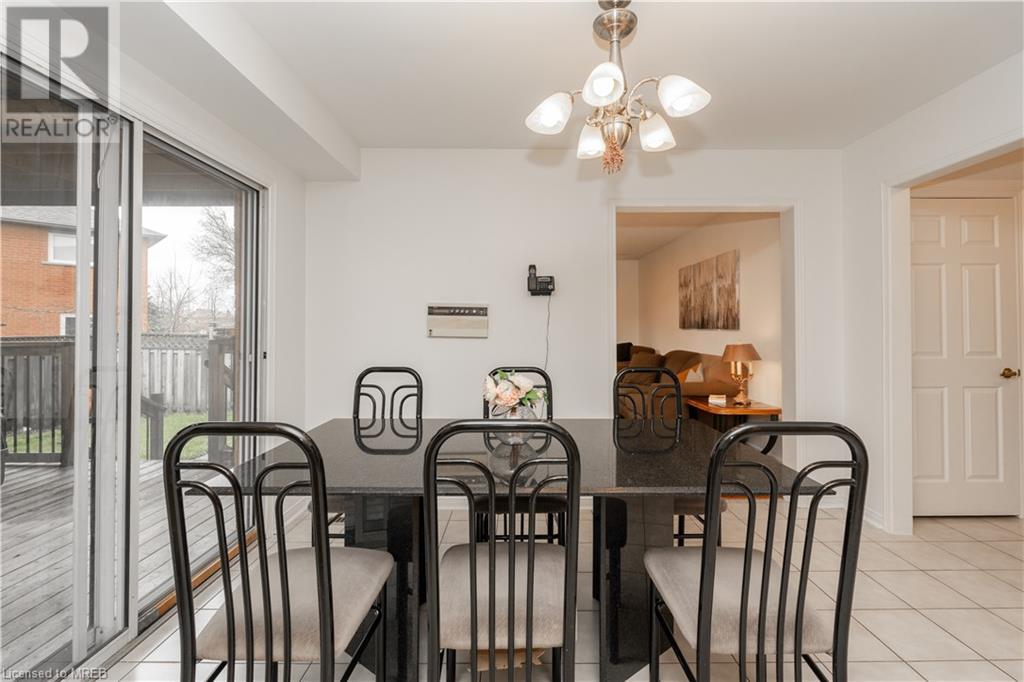 952 Summerbreeze Court, Mississauga, Ontario  L5V 1C9 - Photo 10 - 40560563