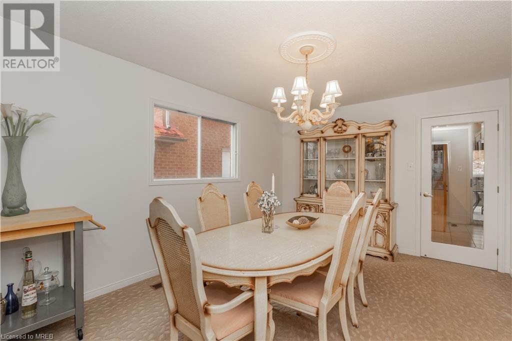 952 Summerbreeze Court, Mississauga, Ontario  L5V 1C9 - Photo 13 - 40560563